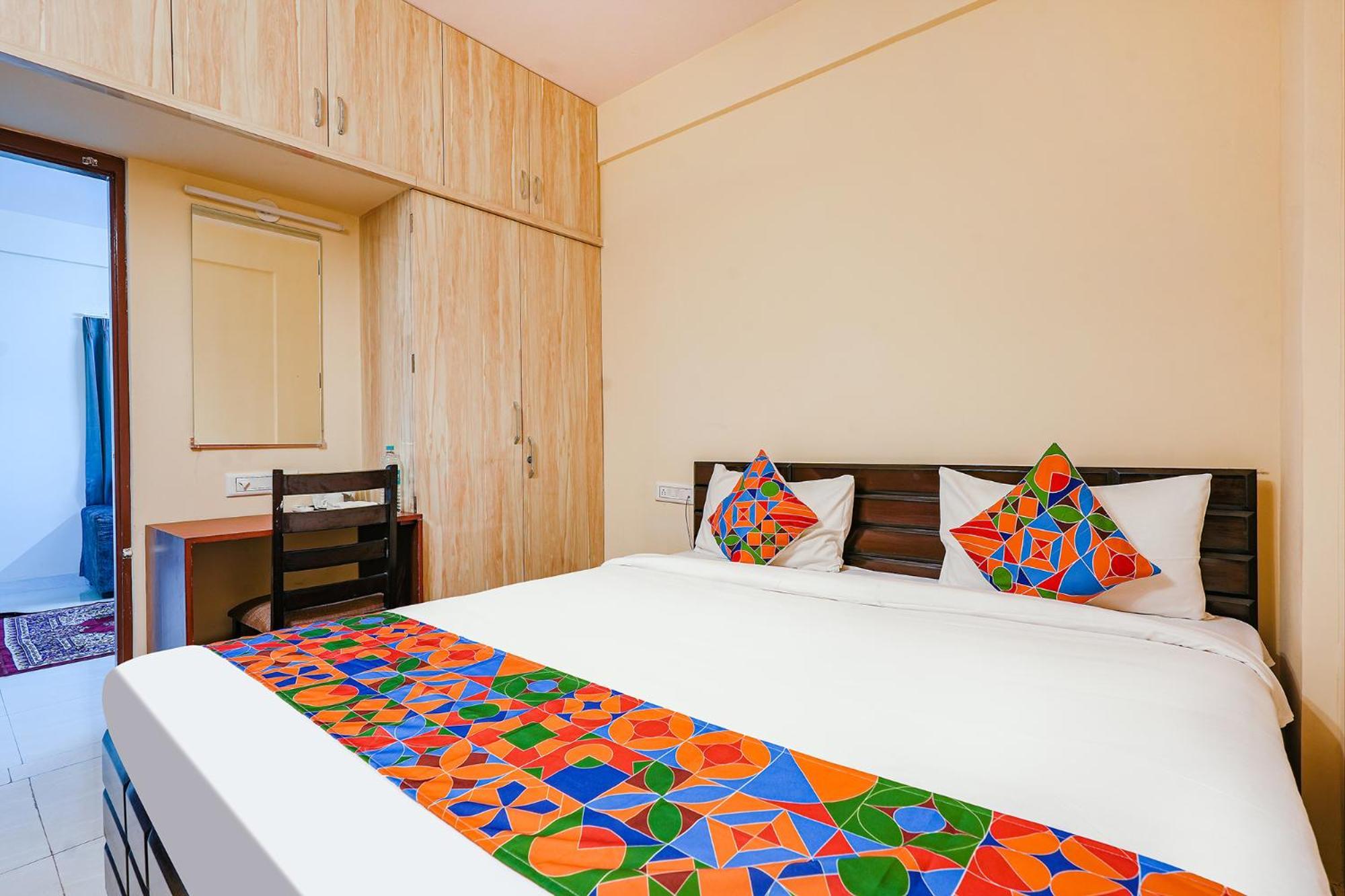 Fabhotel Crystal Suites Bangalore Exteriör bild
