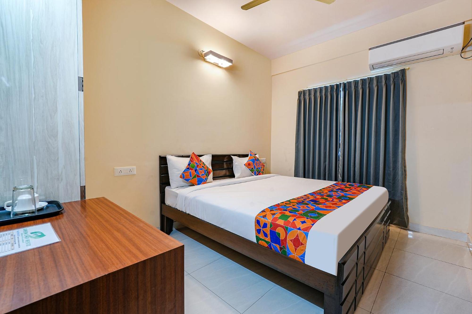 Fabhotel Crystal Suites Bangalore Exteriör bild