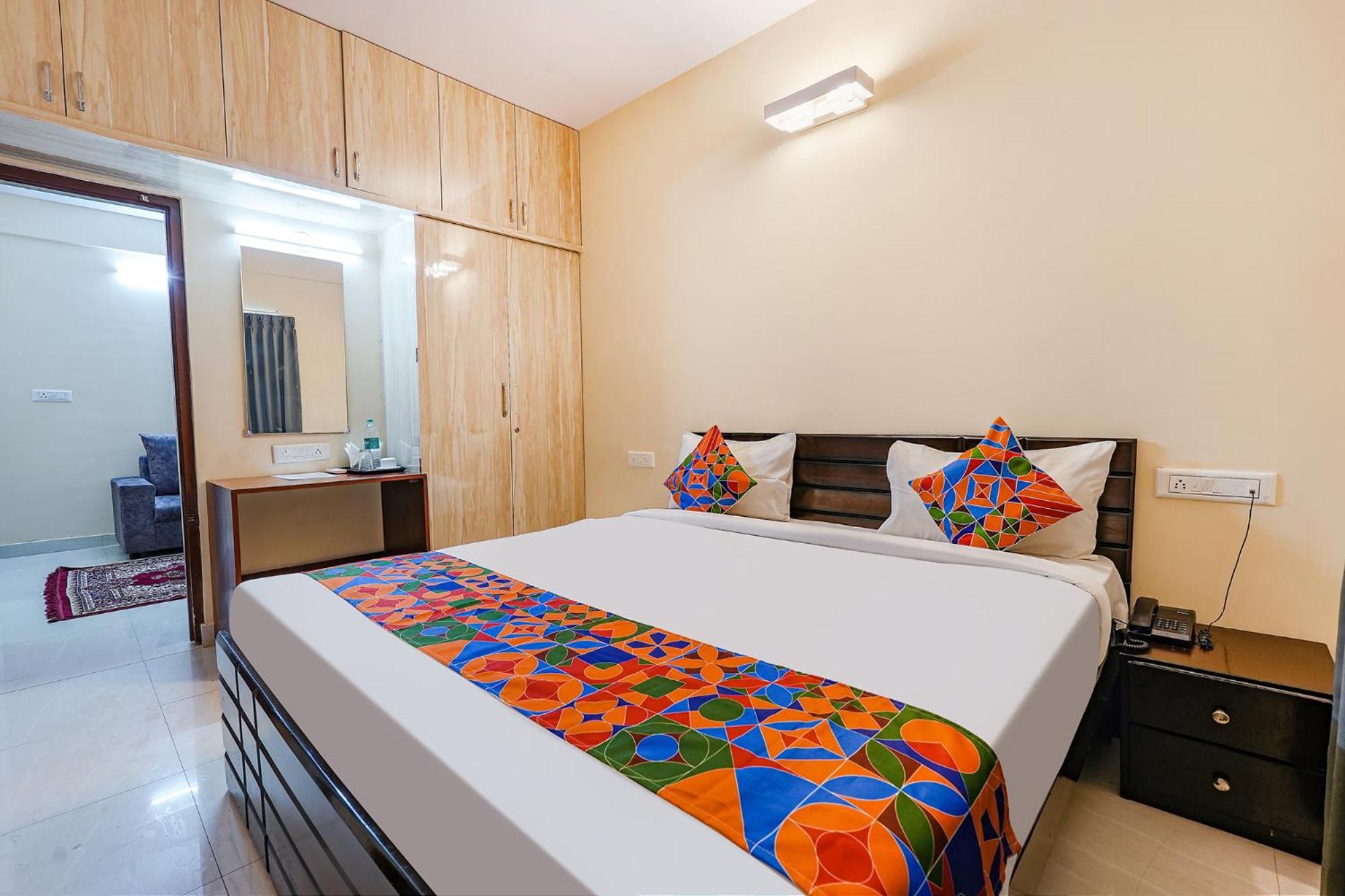 Fabhotel Crystal Suites Bangalore Exteriör bild