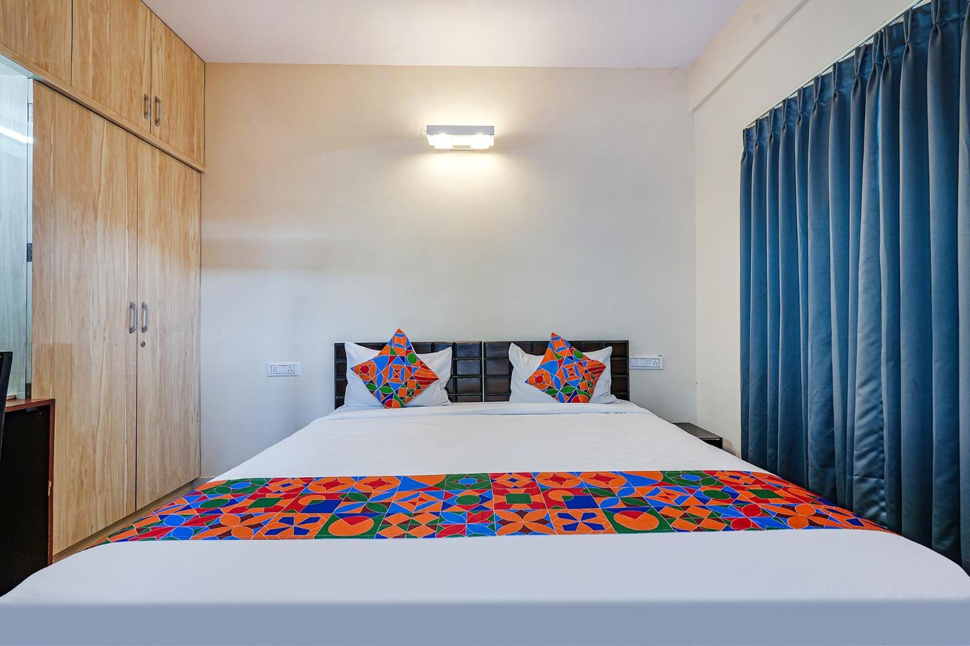 Fabhotel Crystal Suites Bangalore Exteriör bild