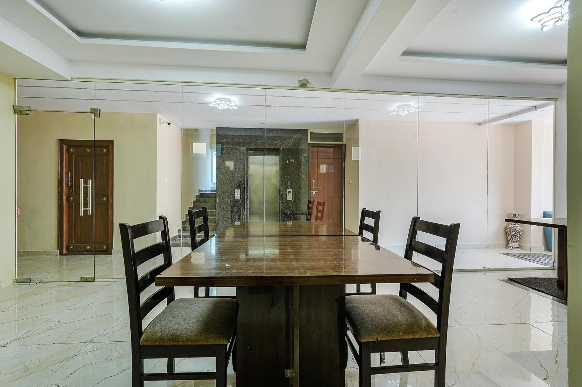 Fabhotel Crystal Suites Bangalore Exteriör bild