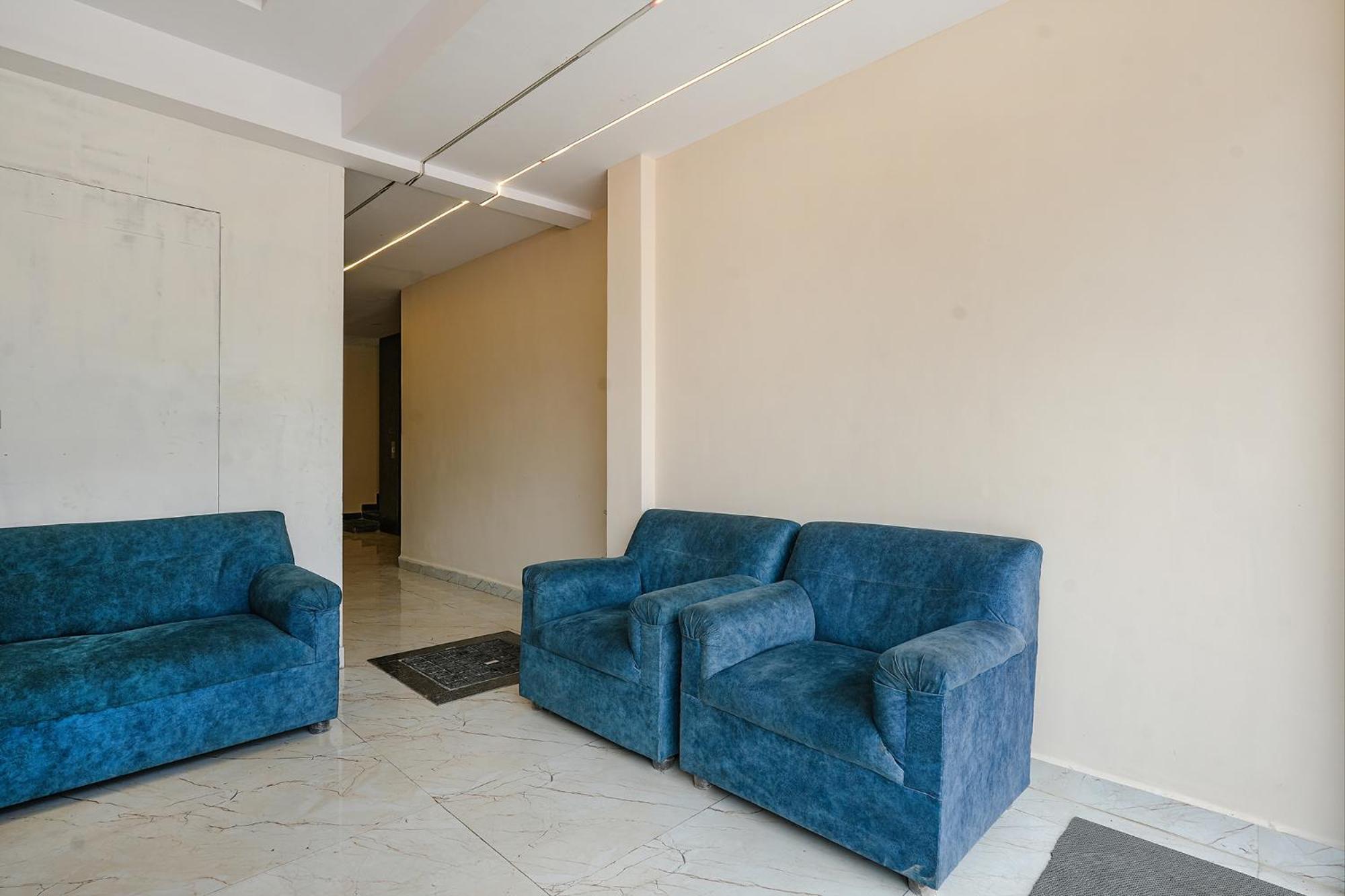 Fabhotel Crystal Suites Bangalore Exteriör bild
