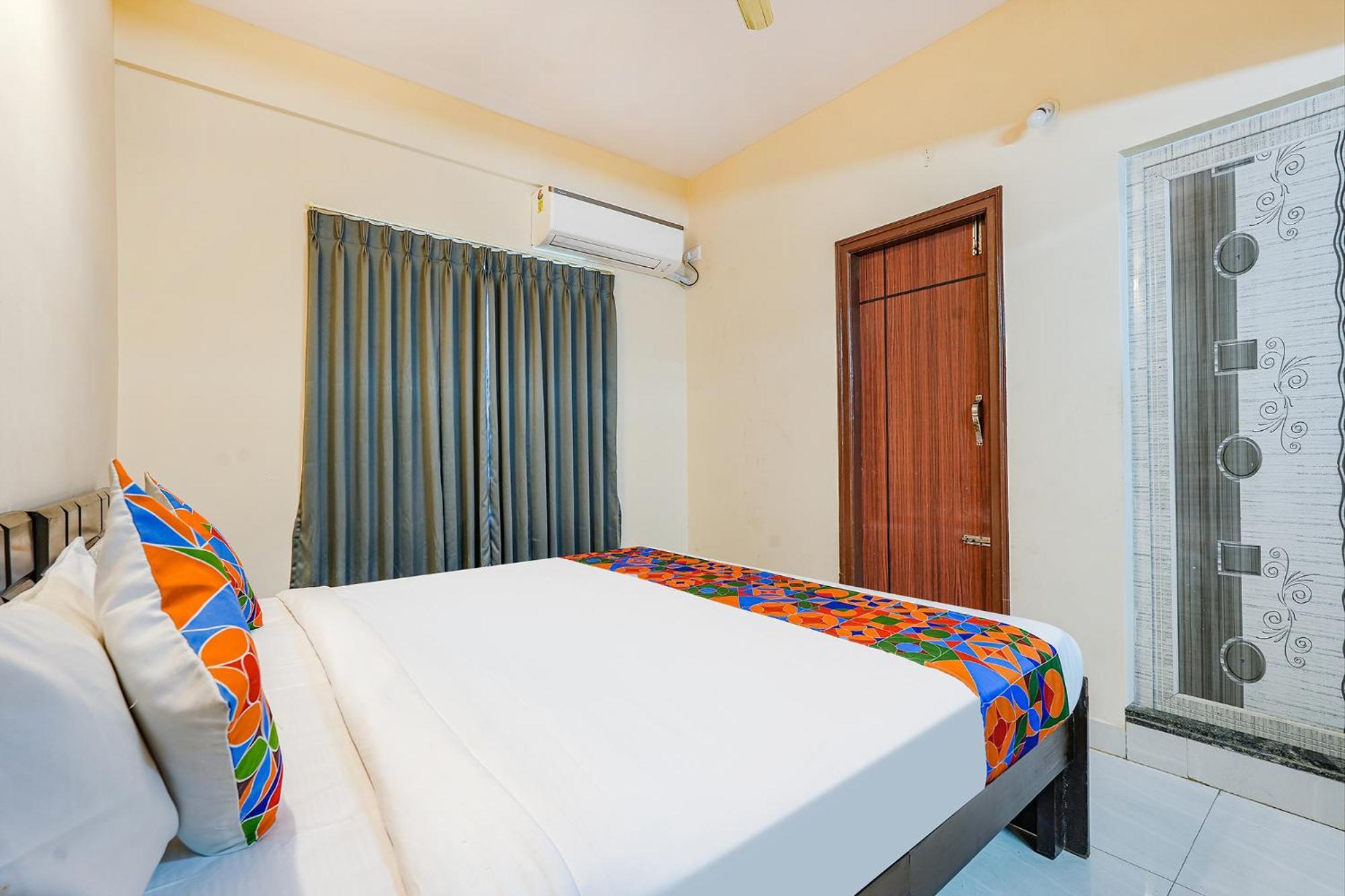 Fabhotel Crystal Suites Bangalore Exteriör bild