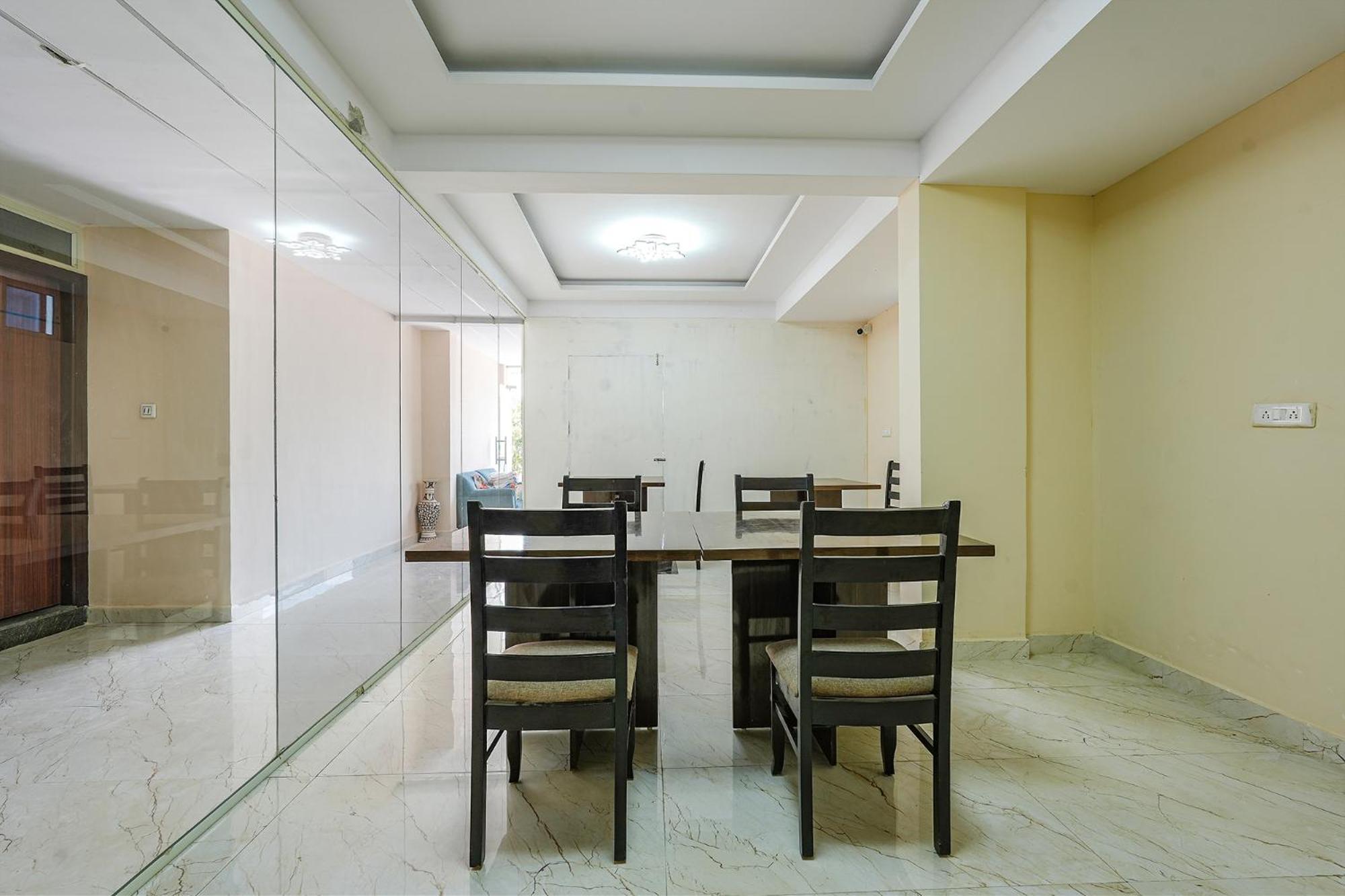 Fabhotel Crystal Suites Bangalore Exteriör bild